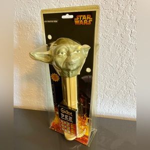 Star Wars - Yoda - Giant Pez - 2005